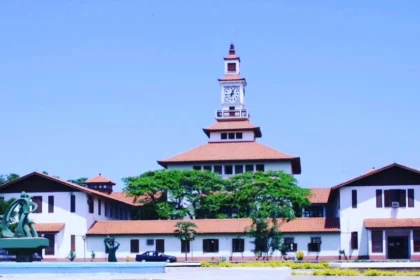 Accessing University of Ghana MIS Web Portal.